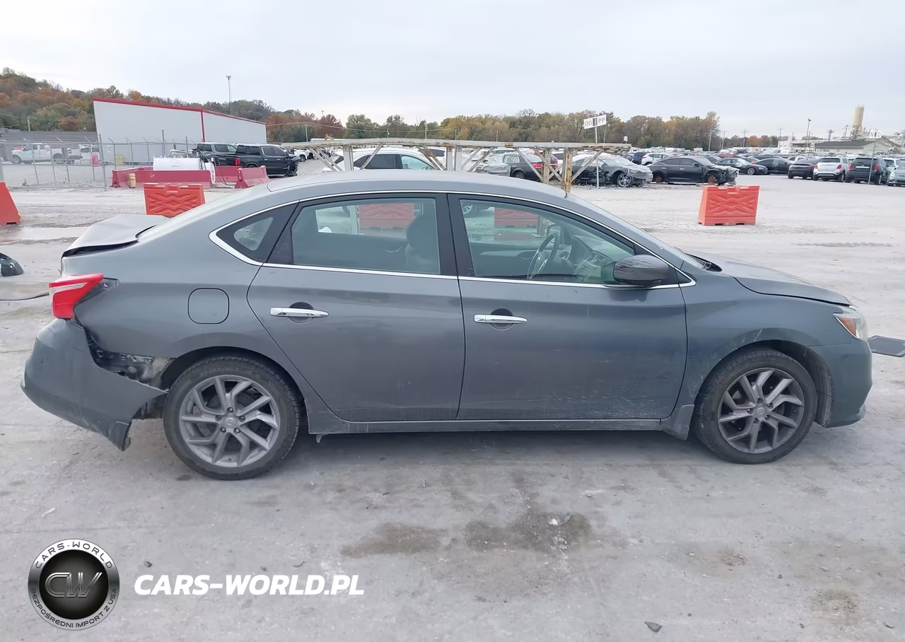 2017 Nissan Sentra S VIN:3N1AB7APXHY244679 - 13