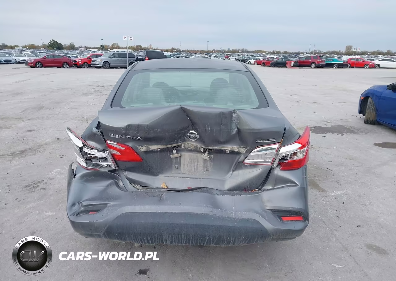 2017 Nissan Sentra S VIN:3N1AB7APXHY244679 - 16