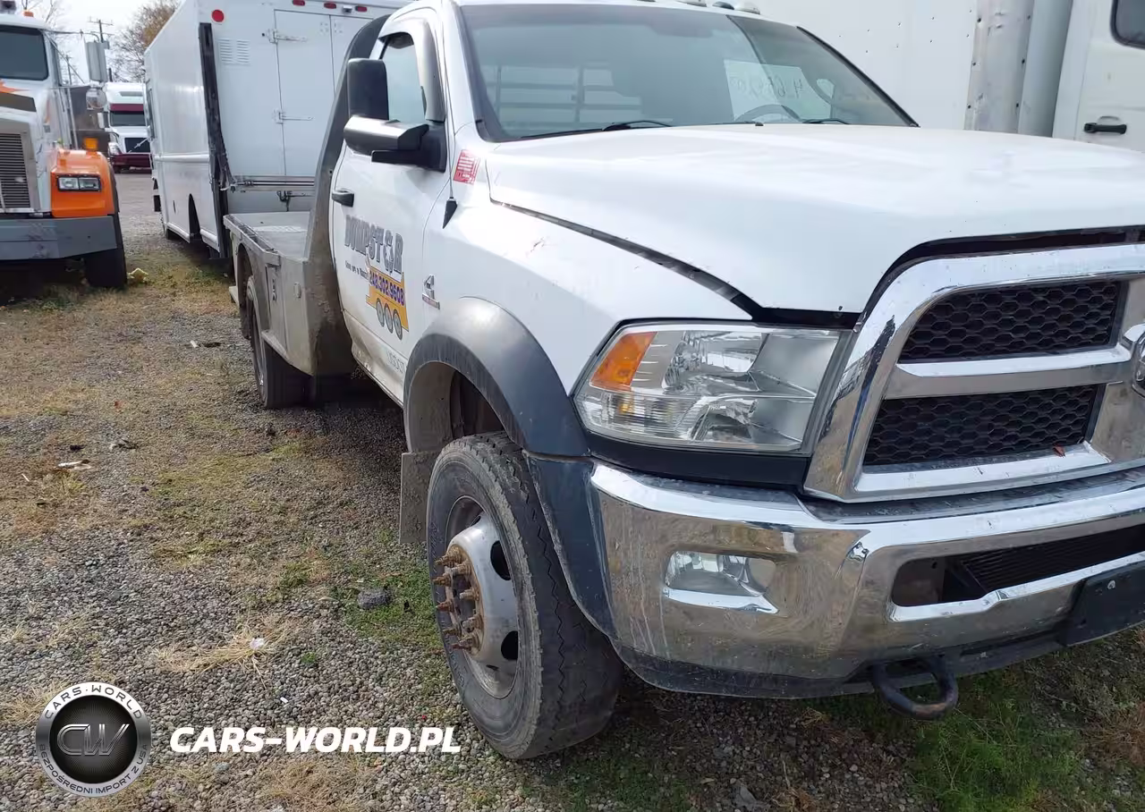 2016 Ram 5500 Chassis Tradesman-Slt