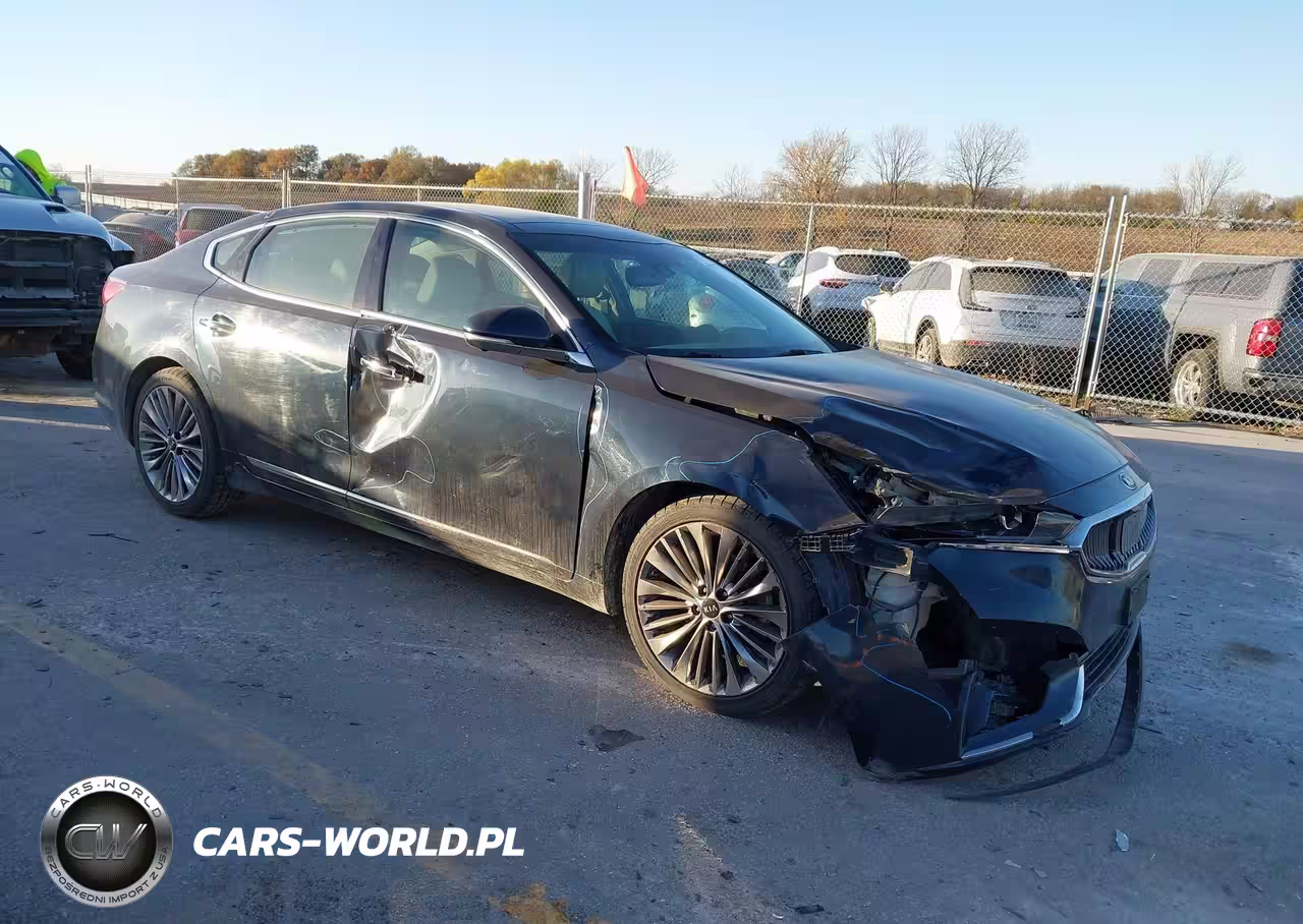 2017 Kia Cadenza Limited