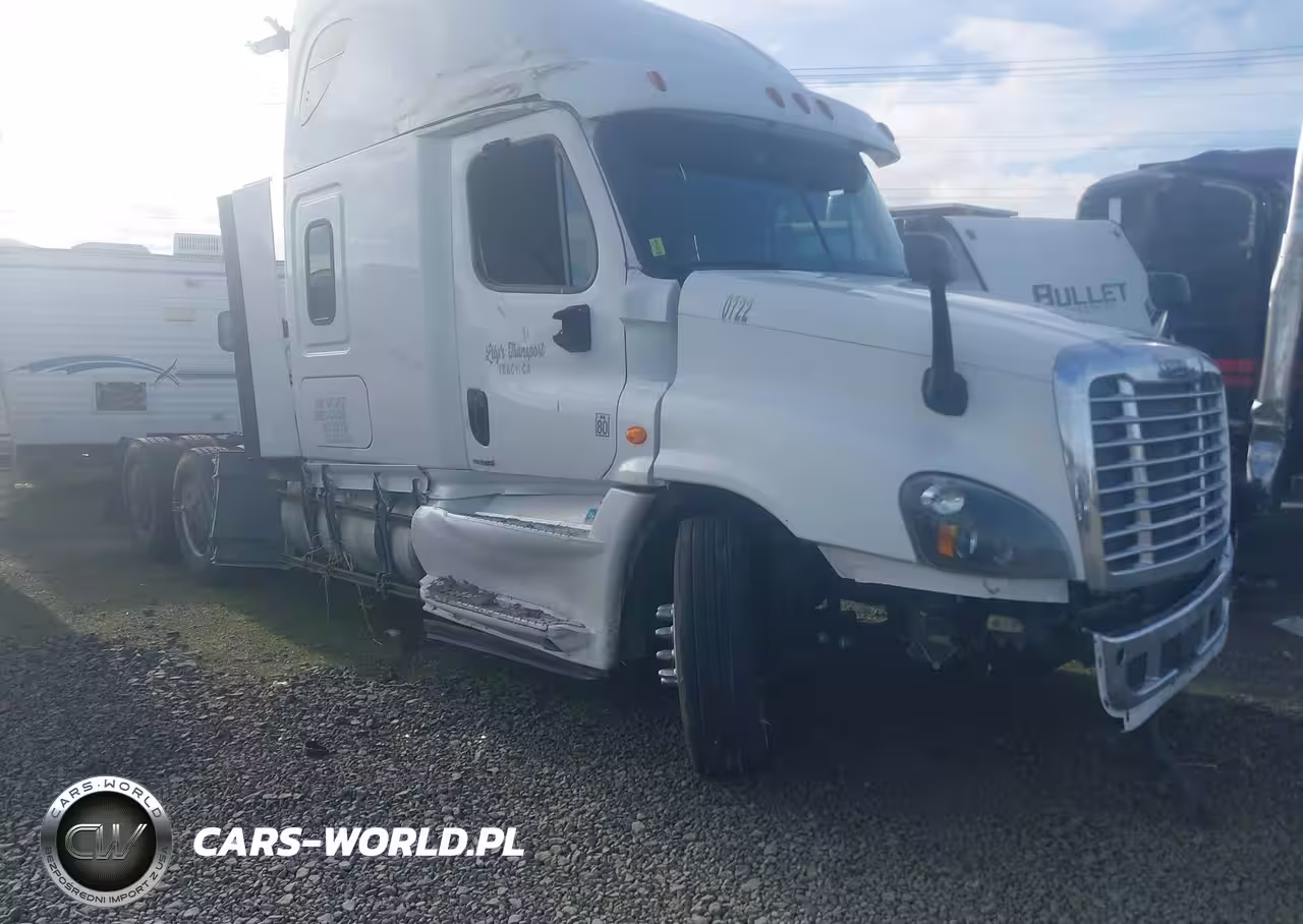 2018 Freightliner Cascadia 125