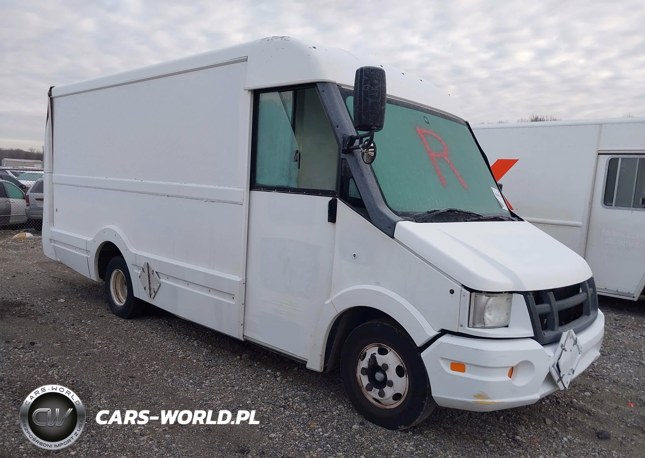2012 Isuzu Commercial Van