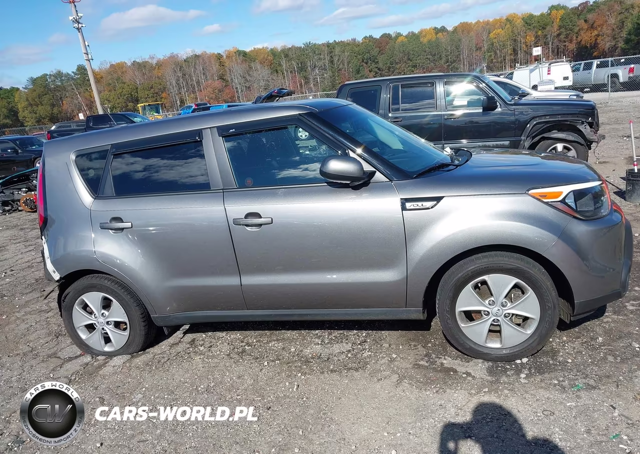 2015 Kia Soul VIN:KNDJN2A23F7208827 - 13