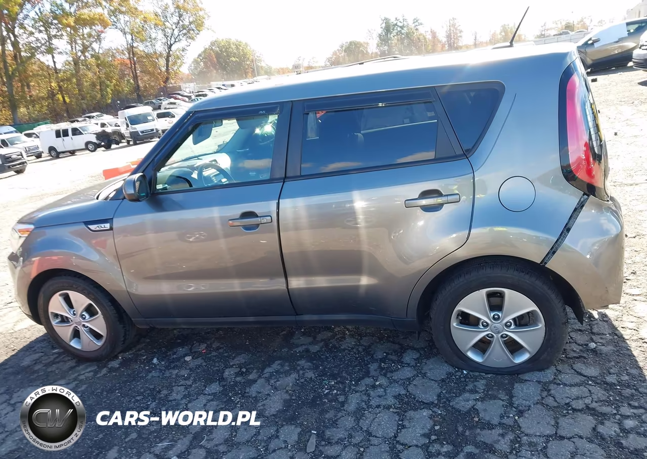 2015 Kia Soul VIN:KNDJN2A23F7208827 - 14