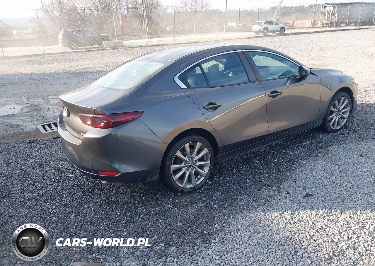 2020 Mazda Mazda3 Select Package VIN:3MZBPBCM9LM130632 - 4
