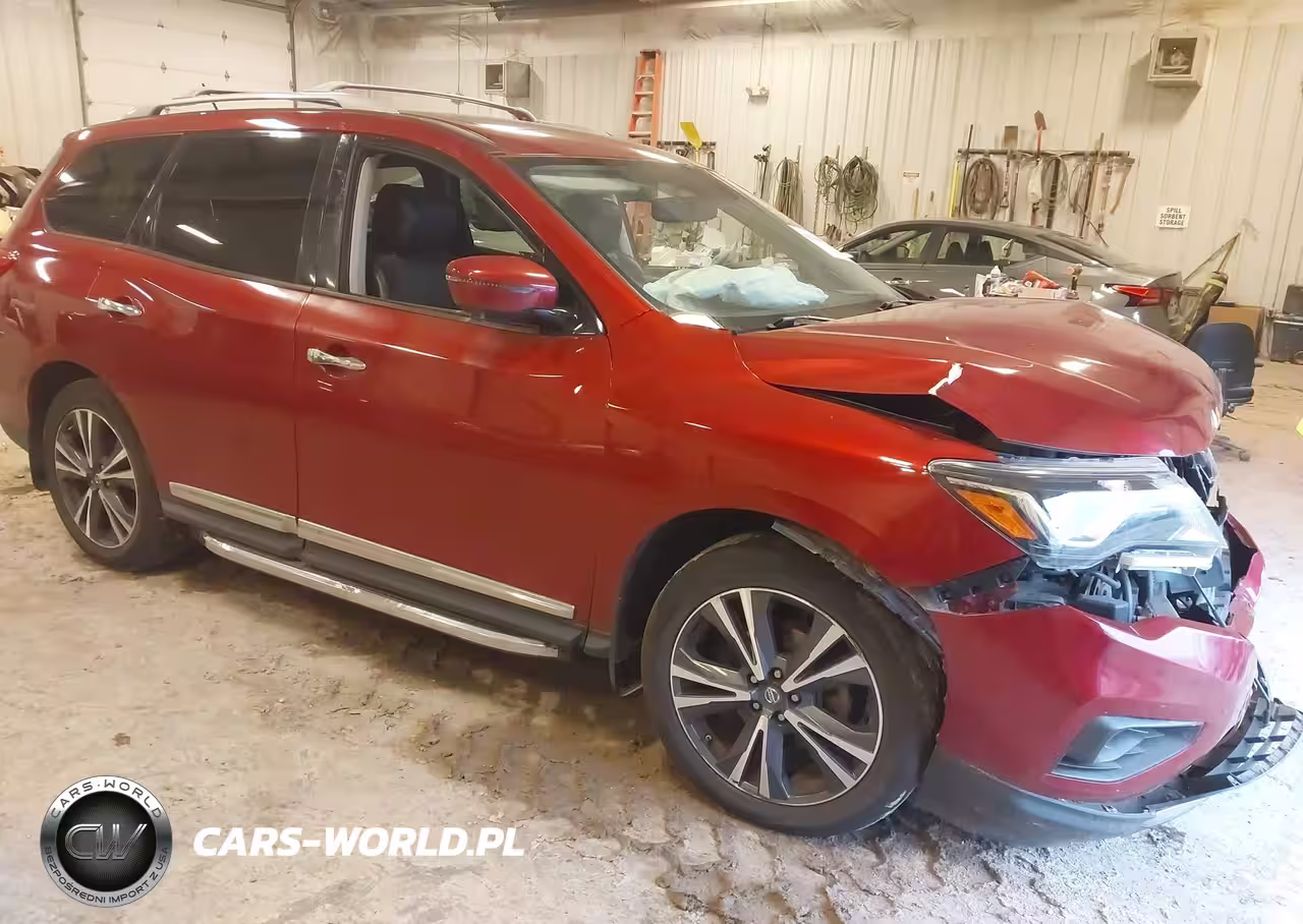 2018 Nissan Pathfinder Platinum