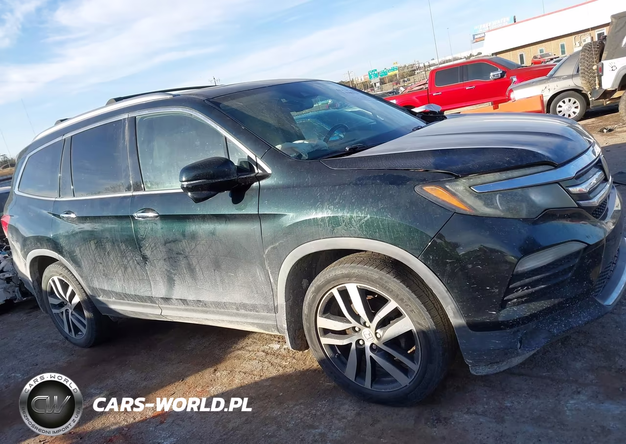 2017 Honda Pilot Touring VIN:5FNYF5H99HB034243 - 13