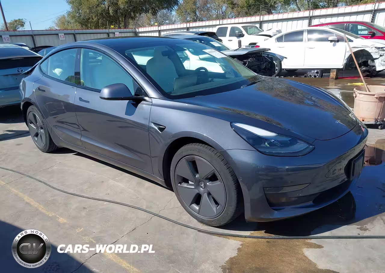 2021 Tesla Model 3 Standard Range Plus Rear-Wheel Drive