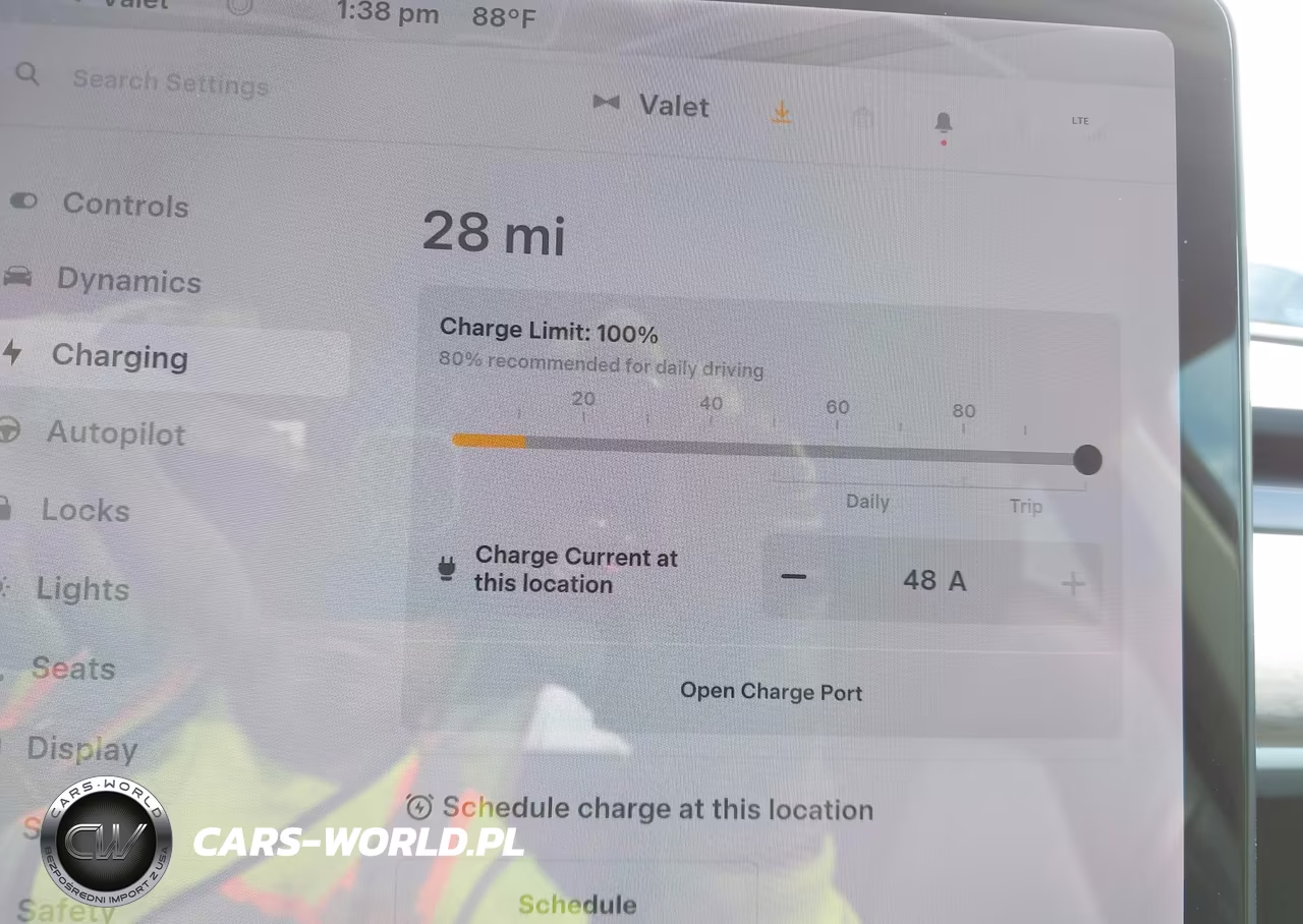 2021 Tesla Model Y Long Range Dual Motor All-Wheel Drive VIN:5YJYGDEE0MF161210 - 17