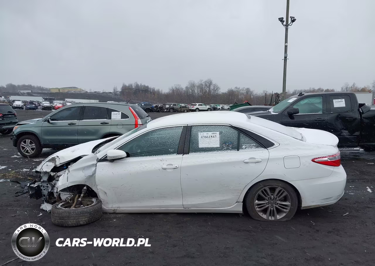 2016 Toyota Camry Se VIN:4T1BF1FK3GU201914 - 14