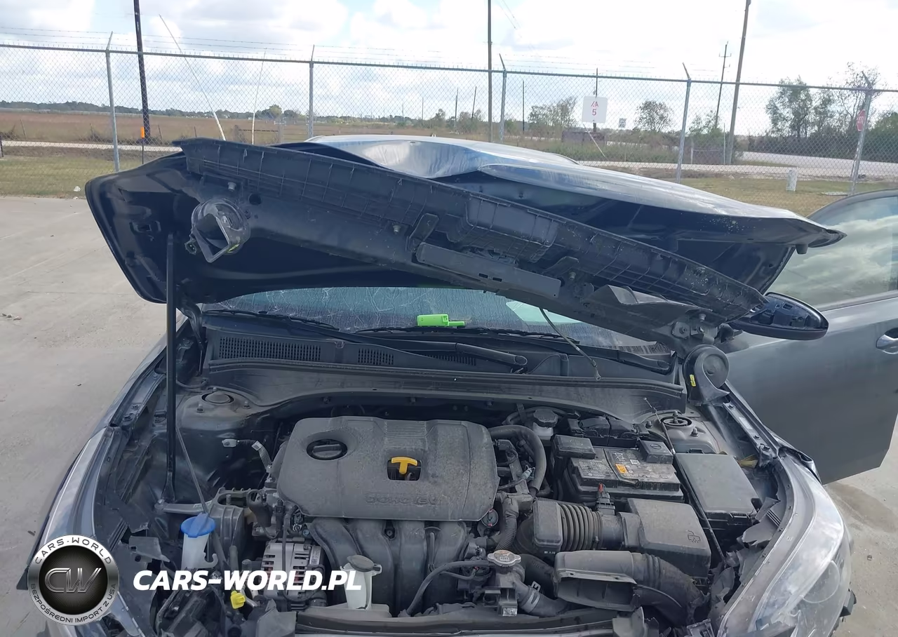 2024 Kia Forte Lxs VIN:3KPF24AD7RE789815 - 10