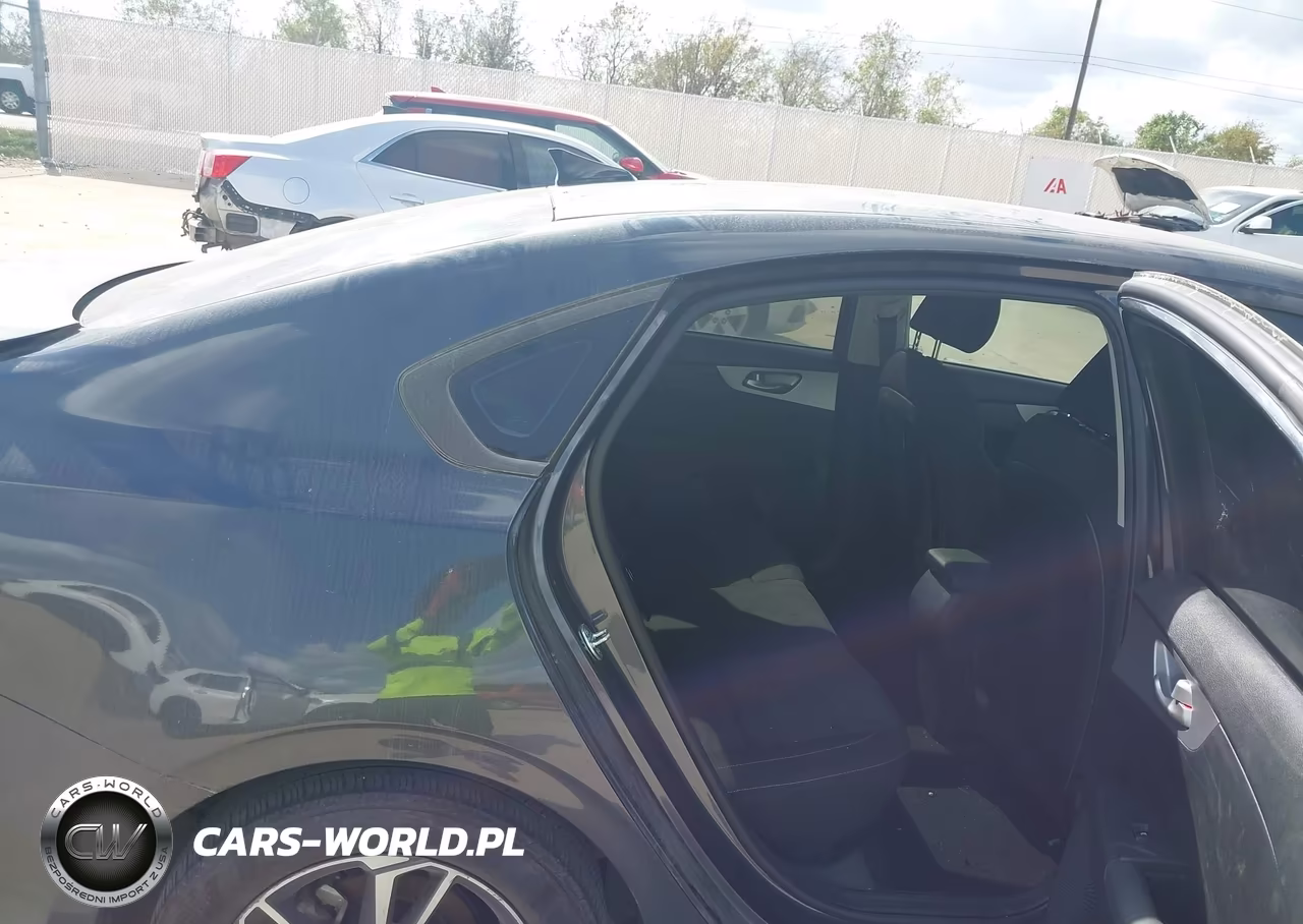 2024 Kia Forte Lxs VIN:3KPF24AD7RE789815 - 8