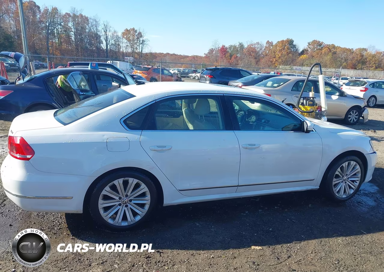 2015 Volkswagen Passat 1.8T Se VIN:1VWBS7A33FC030330 - 13