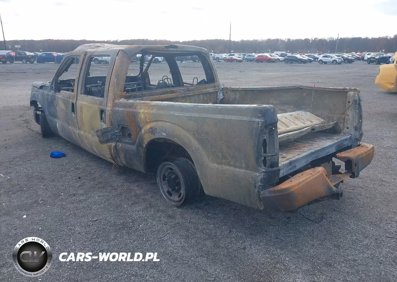 2011 Ford F-250 Xl VIN:1FT7W2B6XBEC30984 - 3