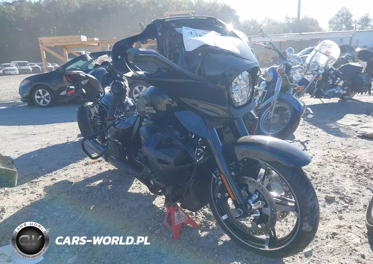 2025 Harley-Davidson Flhxu