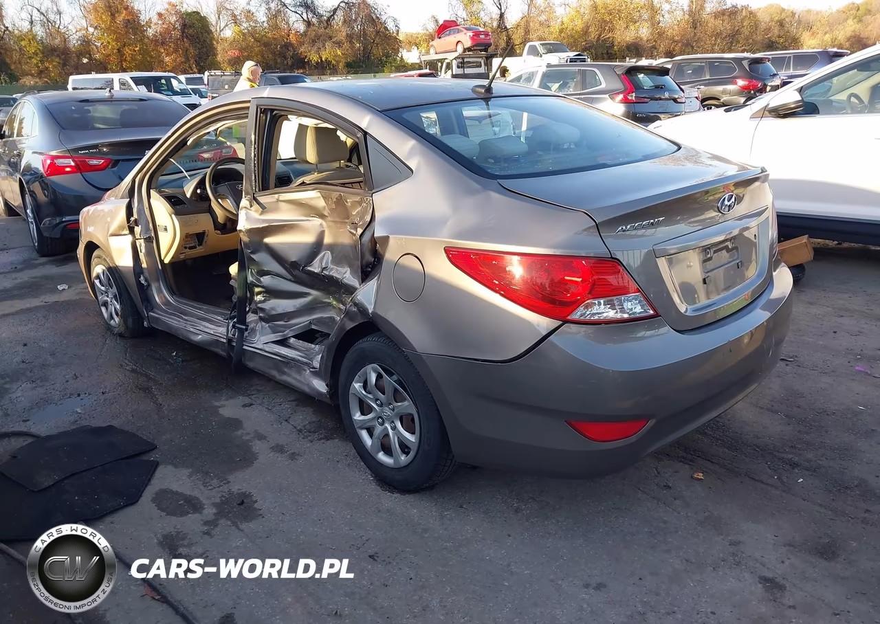 2014 Hyundai Accent Gls VIN:KMHCT4AE6EU631627 - 3