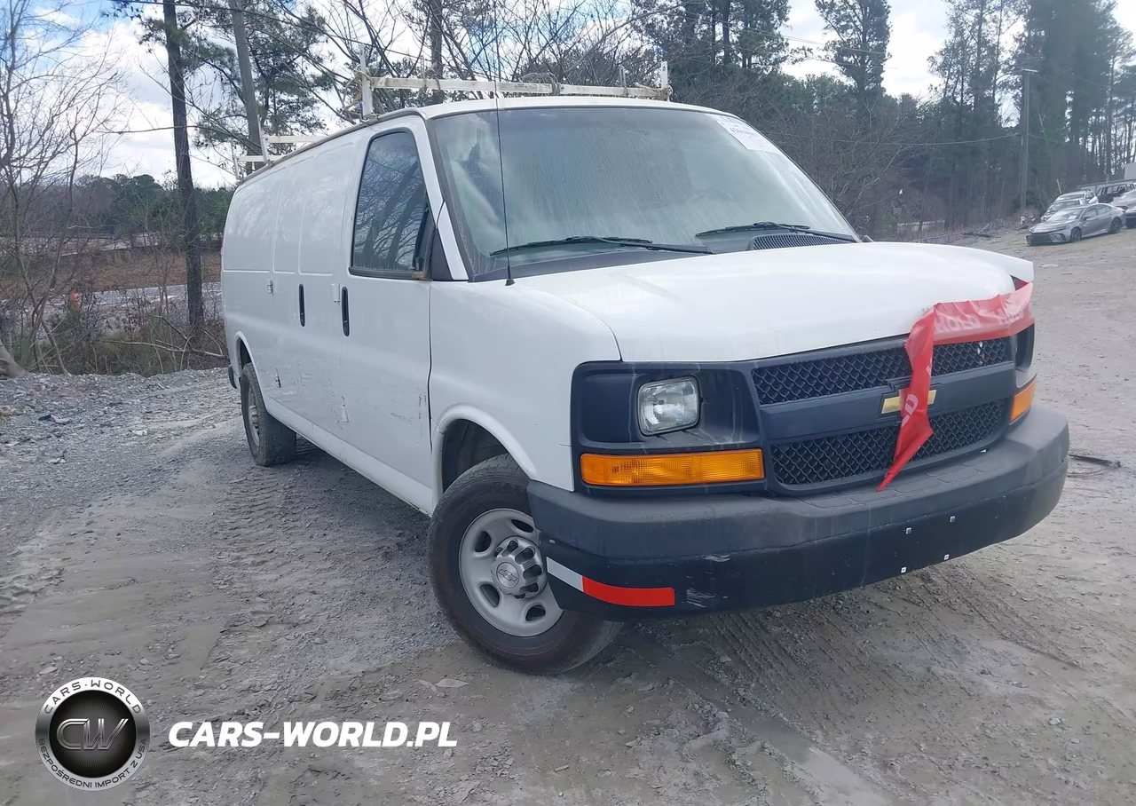 2017 Chevrolet Express 2500 Work Van – zdjęcie 1 z 16
