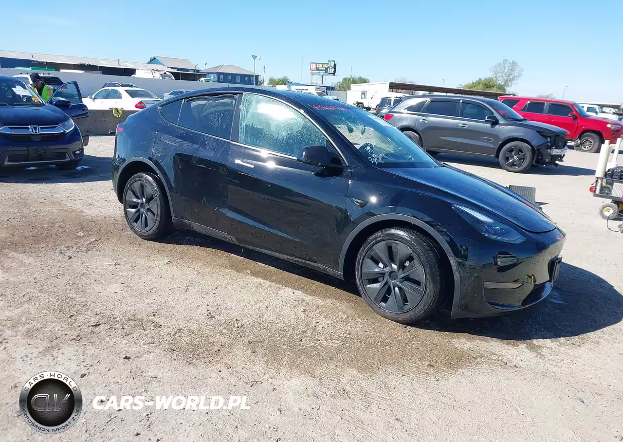 2025 Tesla Model Y Long Range Dual Motor Rear-Wheel Drive