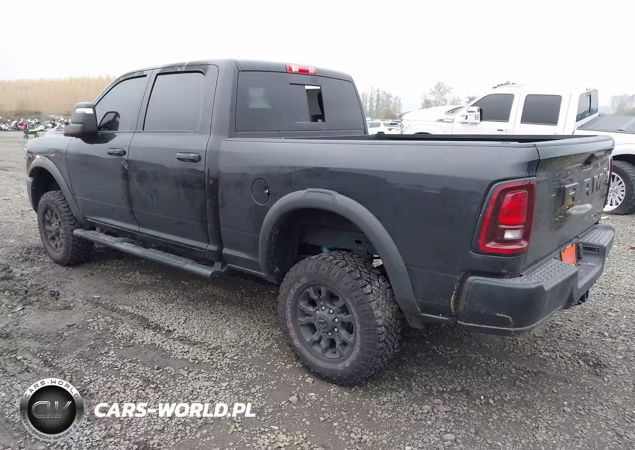 2025 Ram 2500 Tradesman 4X4 6'4 Box VIN:3C6TR5CJ9SG537993 - 3