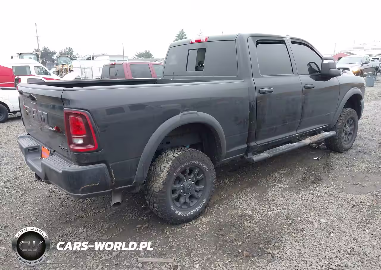 2025 Ram 2500 Tradesman 4X4 6'4 Box VIN:3C6TR5CJ9SG537993 - 4