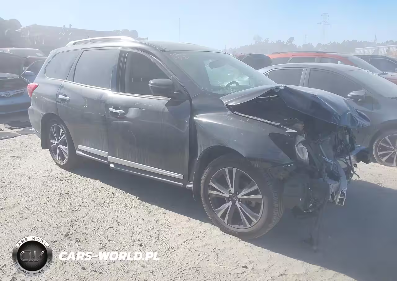 2018 Nissan Pathfinder Platinum