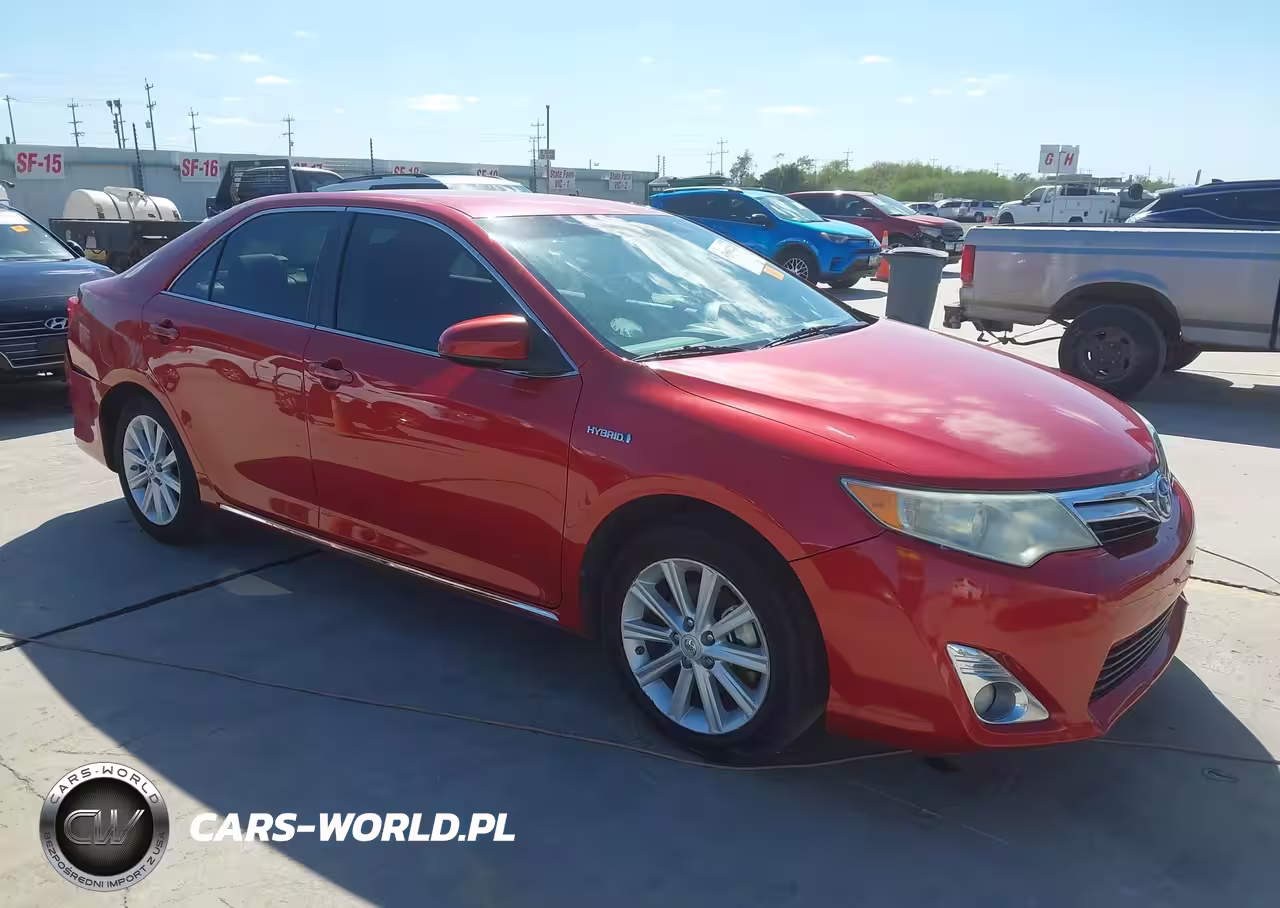 2013 Toyota Camry Hybrid Xle