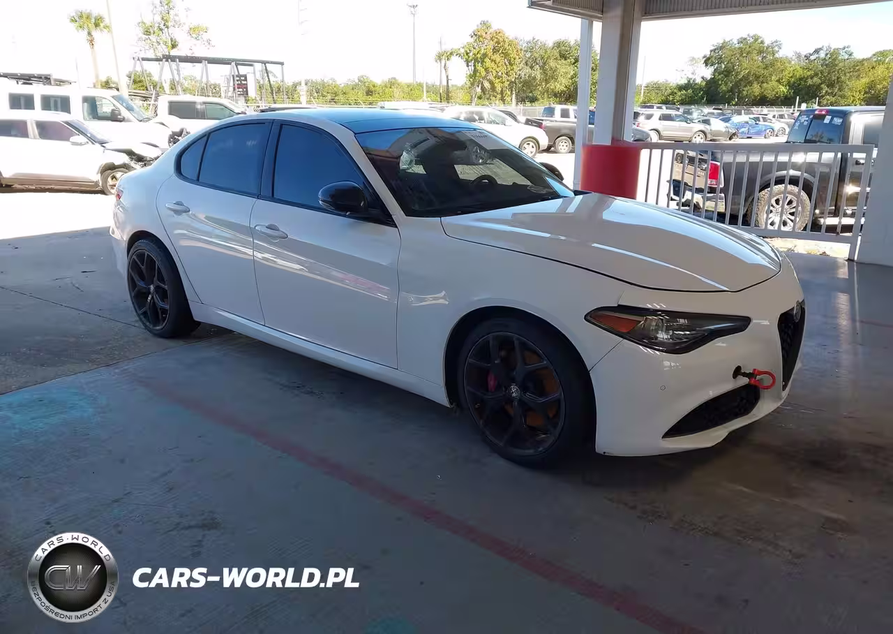 2020 Alfa Romeo Giulia Ti Rwd