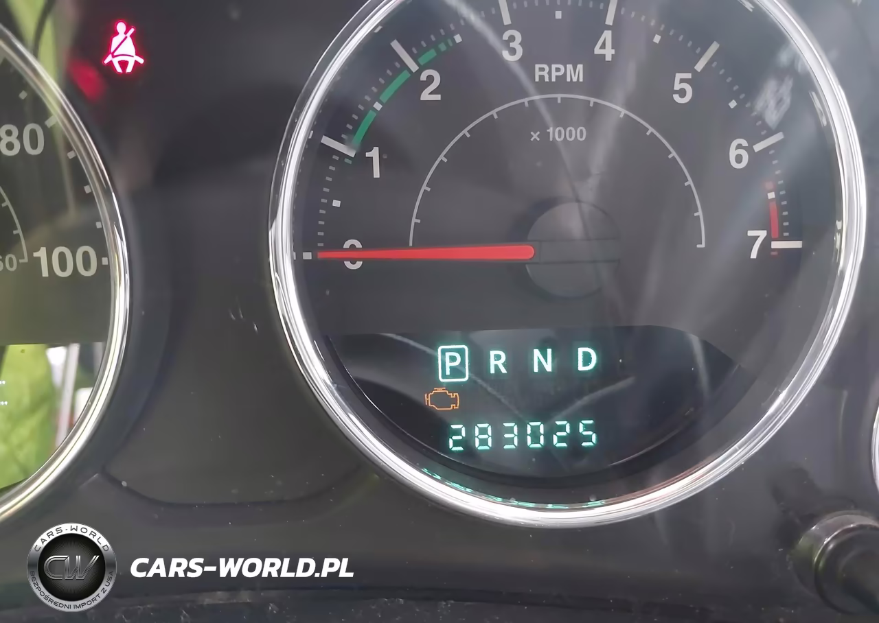 2012 Jeep Wrangler Unlimited Sport VIN:1C4BJWDG4CL153354 - 15