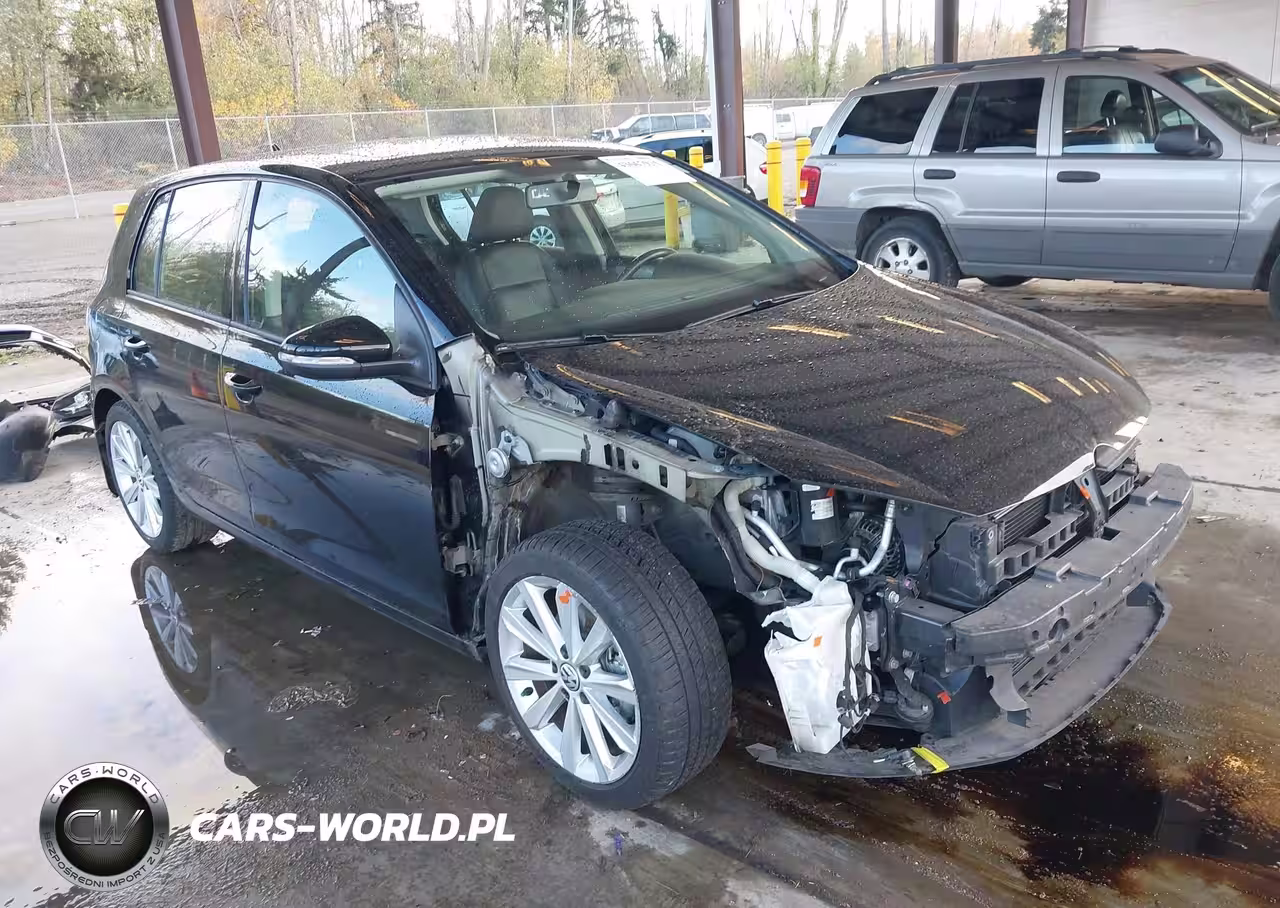 2013 Volkswagen Golf 2.0L Tdi 4-Door