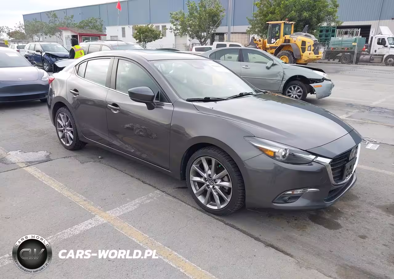 2018 Mazda Mazda3 Grand Touring