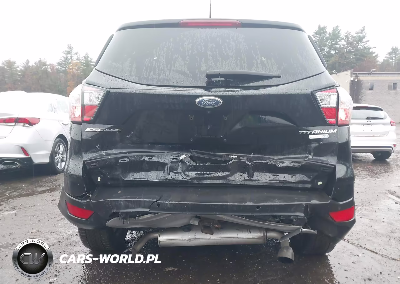 2018 Ford Escape Titanium VIN:1FMCU9J94JUB92497 - 17