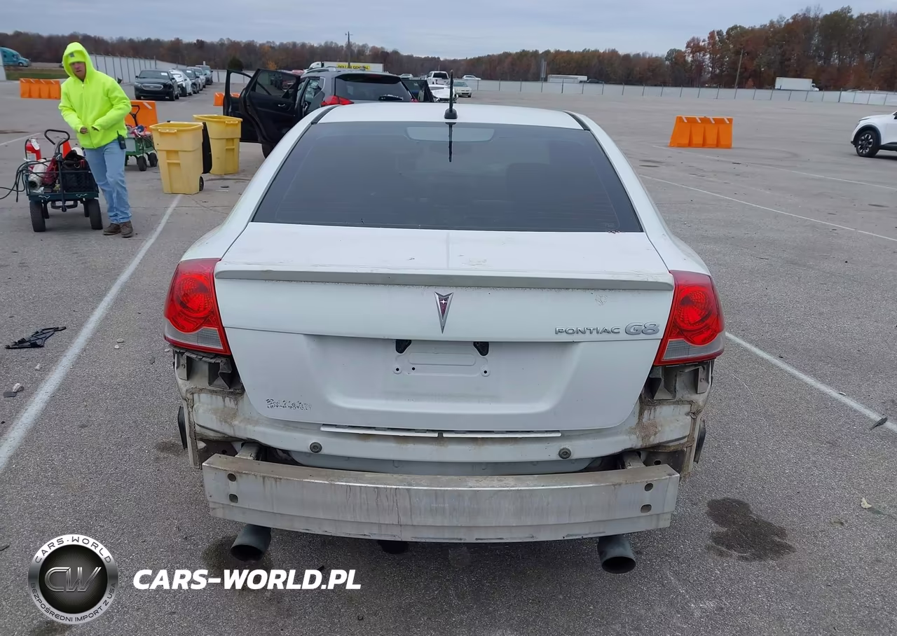 2009 Pontiac G8 VIN:6G2ER577X9L223290 - 17