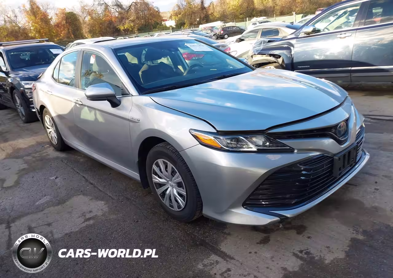 2020 Toyota Camry Le Hybrid