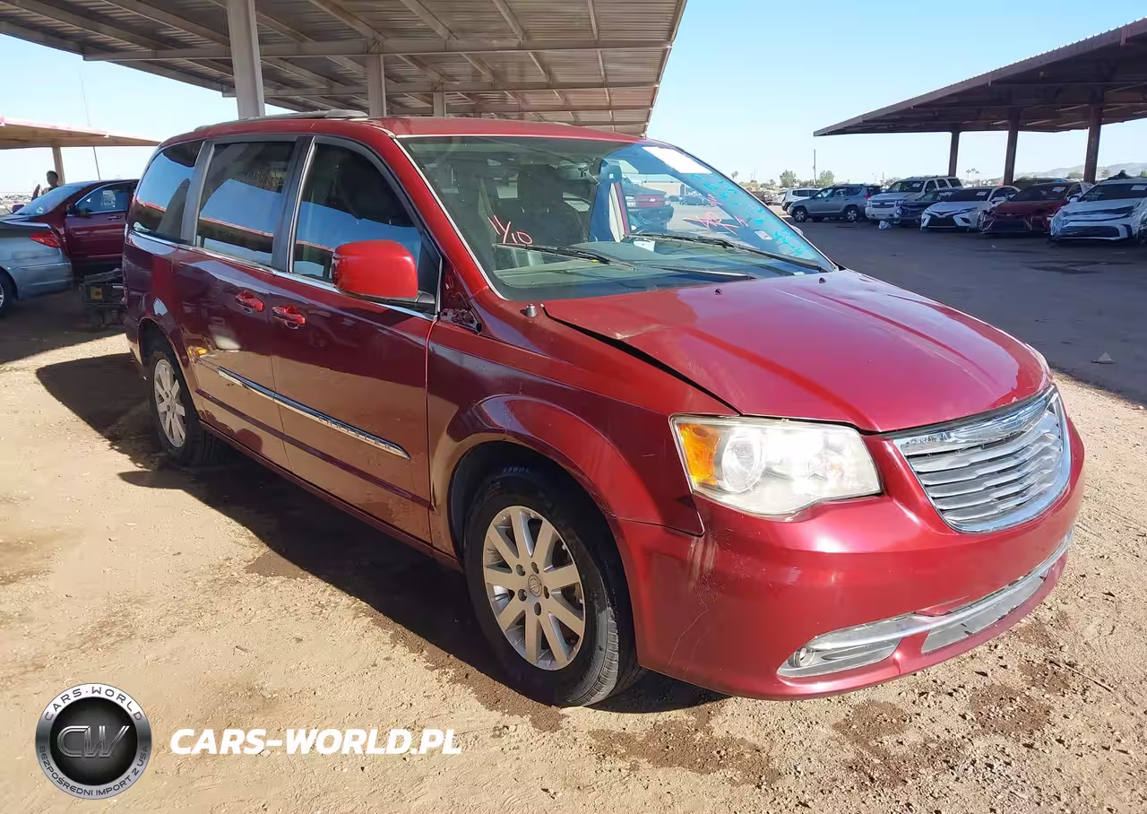 2016 Chrysler Town & Country Touring