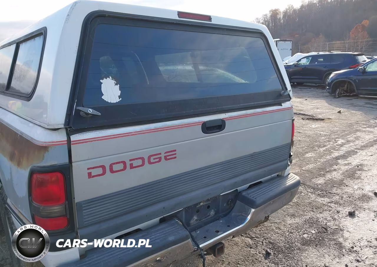1996 Dodge Ram 1500 VIN:3B7HC13Z1TG145560 - 16