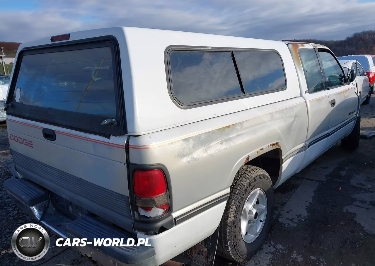 1996 Dodge Ram 1500 VIN:3B7HC13Z1TG145560 - 4