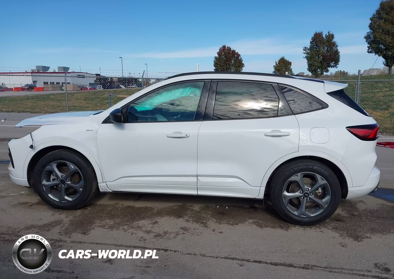 2023 Ford Escape St-Line VIN:1FMCU0MN2PUA91133 - 14