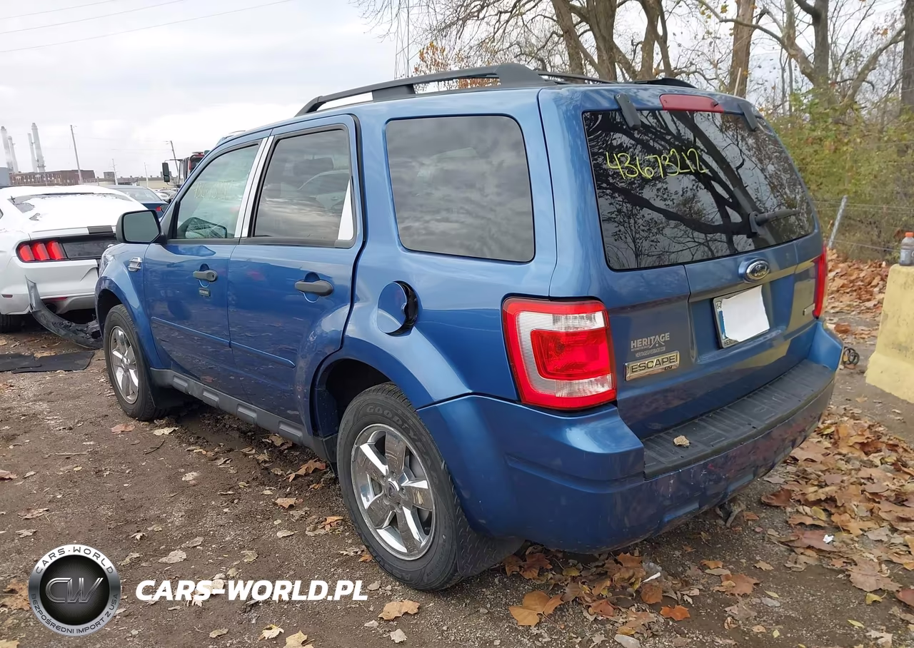 2009 Ford Escape Xlt VIN:1FMCU03G79KA92716 - 3