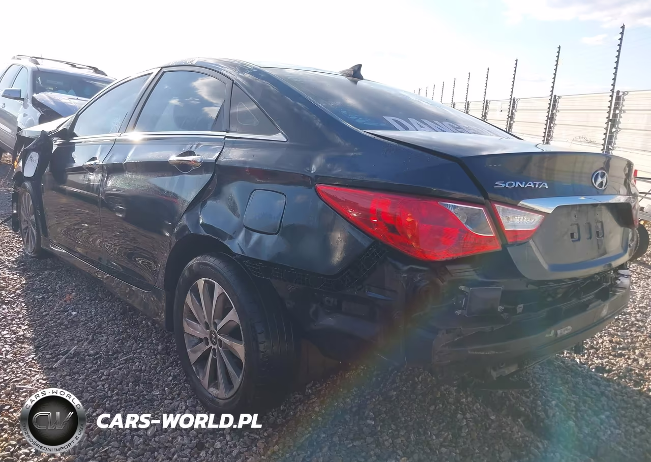 2014 Hyundai Sonata Limited VIN:5NPEC4AC7EH825072 - 3