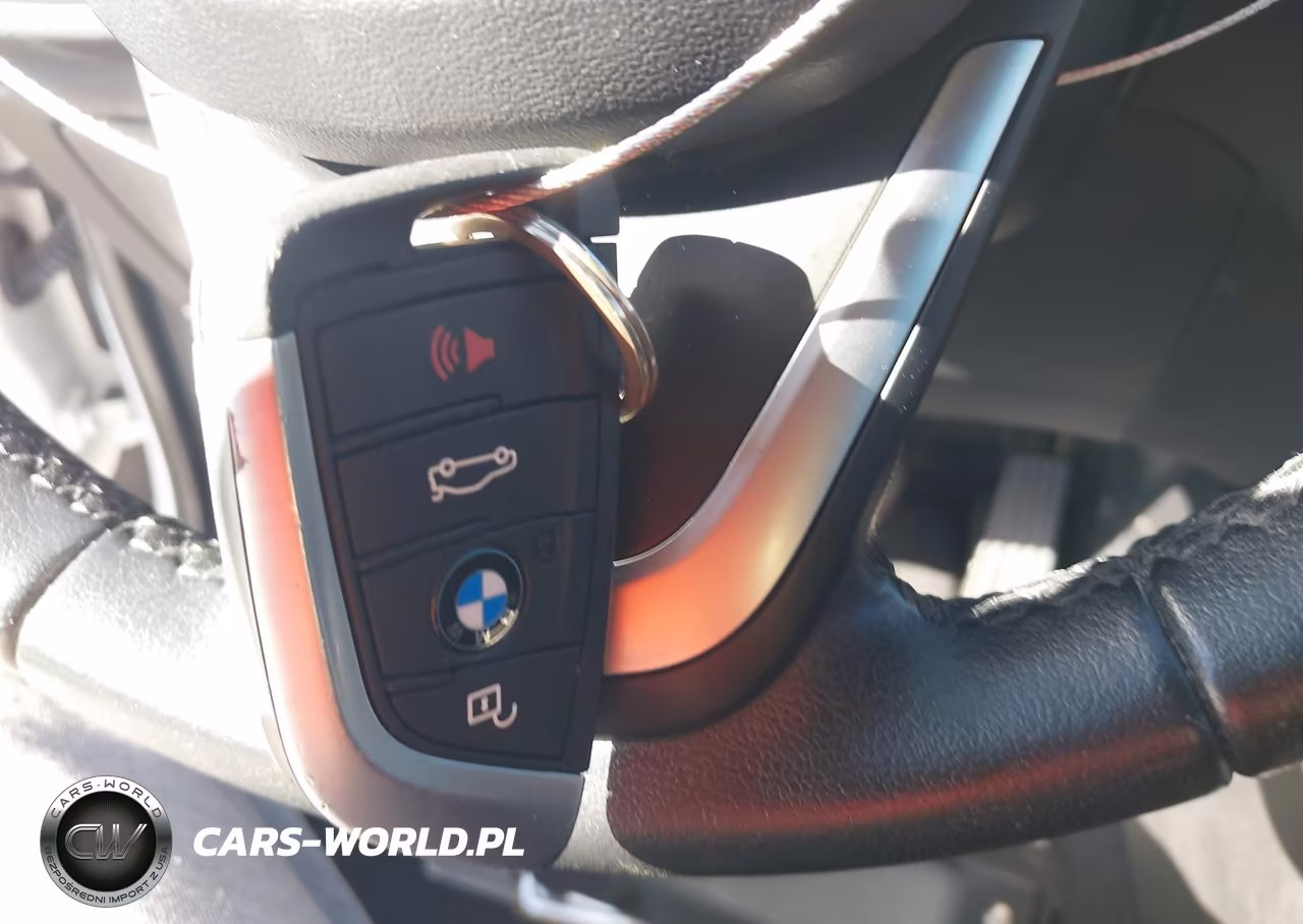 2017 BMW X1 Sdrive28I VIN:WBXHU7C38H5H33794 - 11