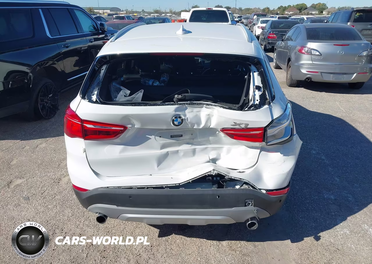 2017 BMW X1 Sdrive28I VIN:WBXHU7C38H5H33794 - 16