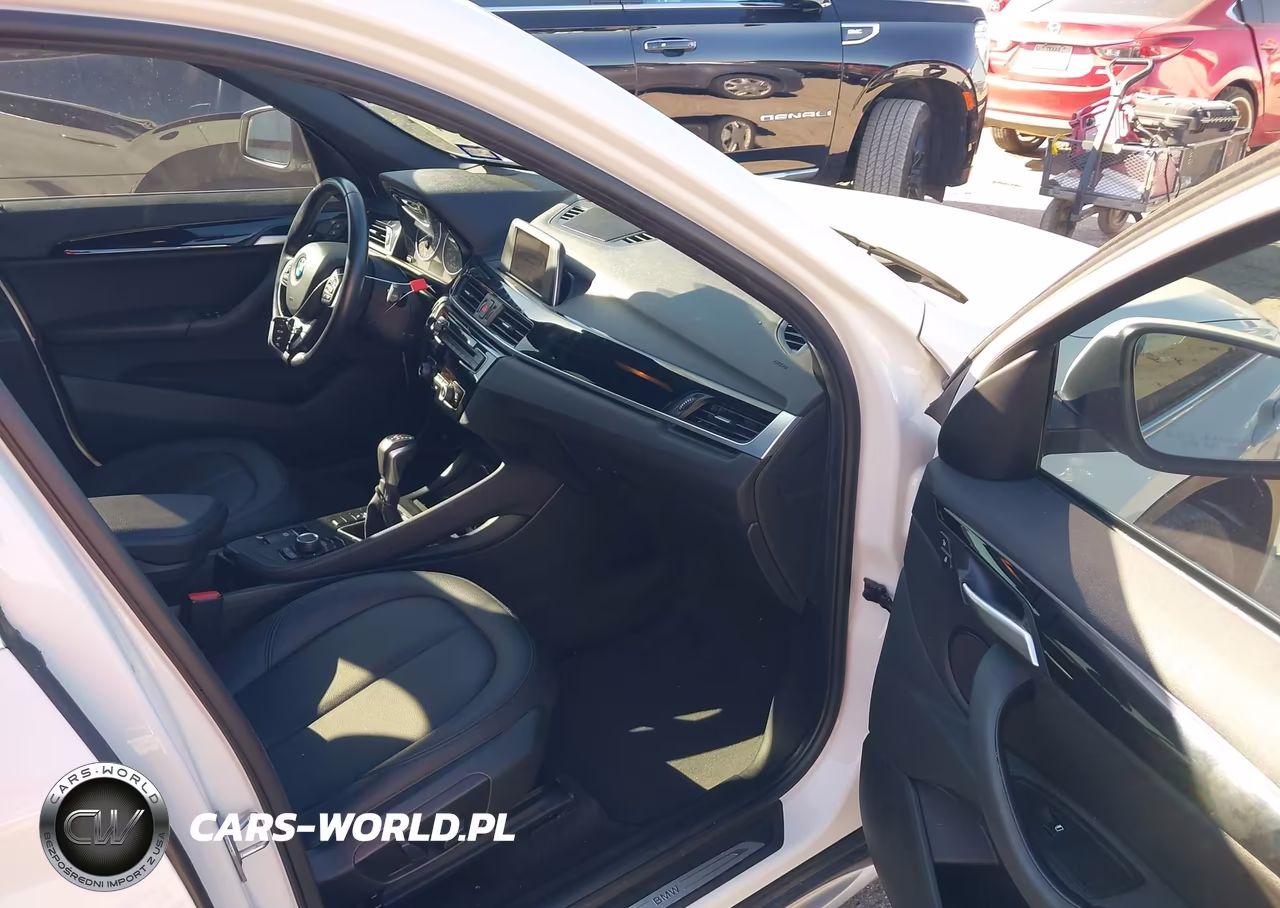 2017 BMW X1 Sdrive28I VIN:WBXHU7C38H5H33794 - 5