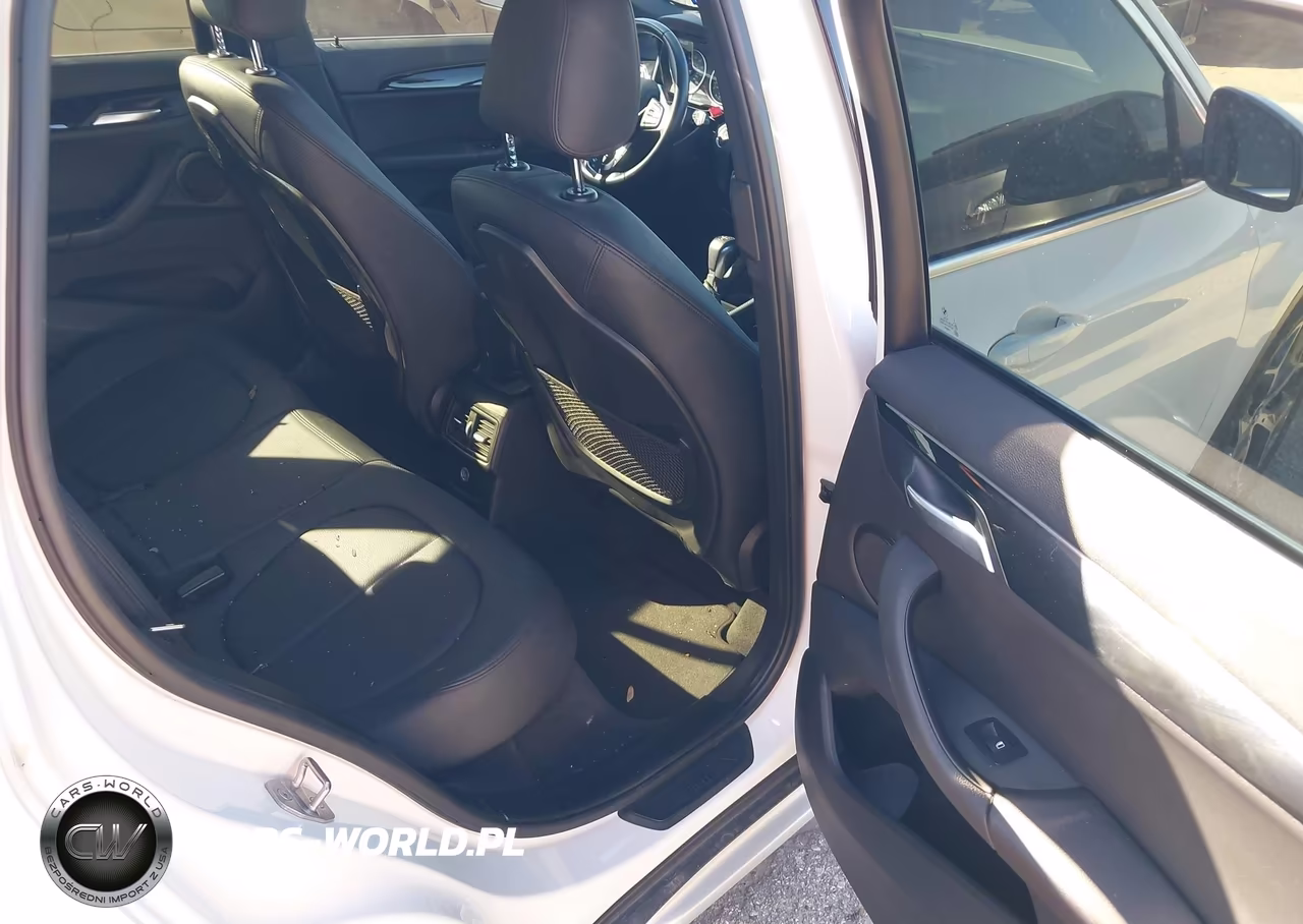 2017 BMW X1 Sdrive28I VIN:WBXHU7C38H5H33794 - 8