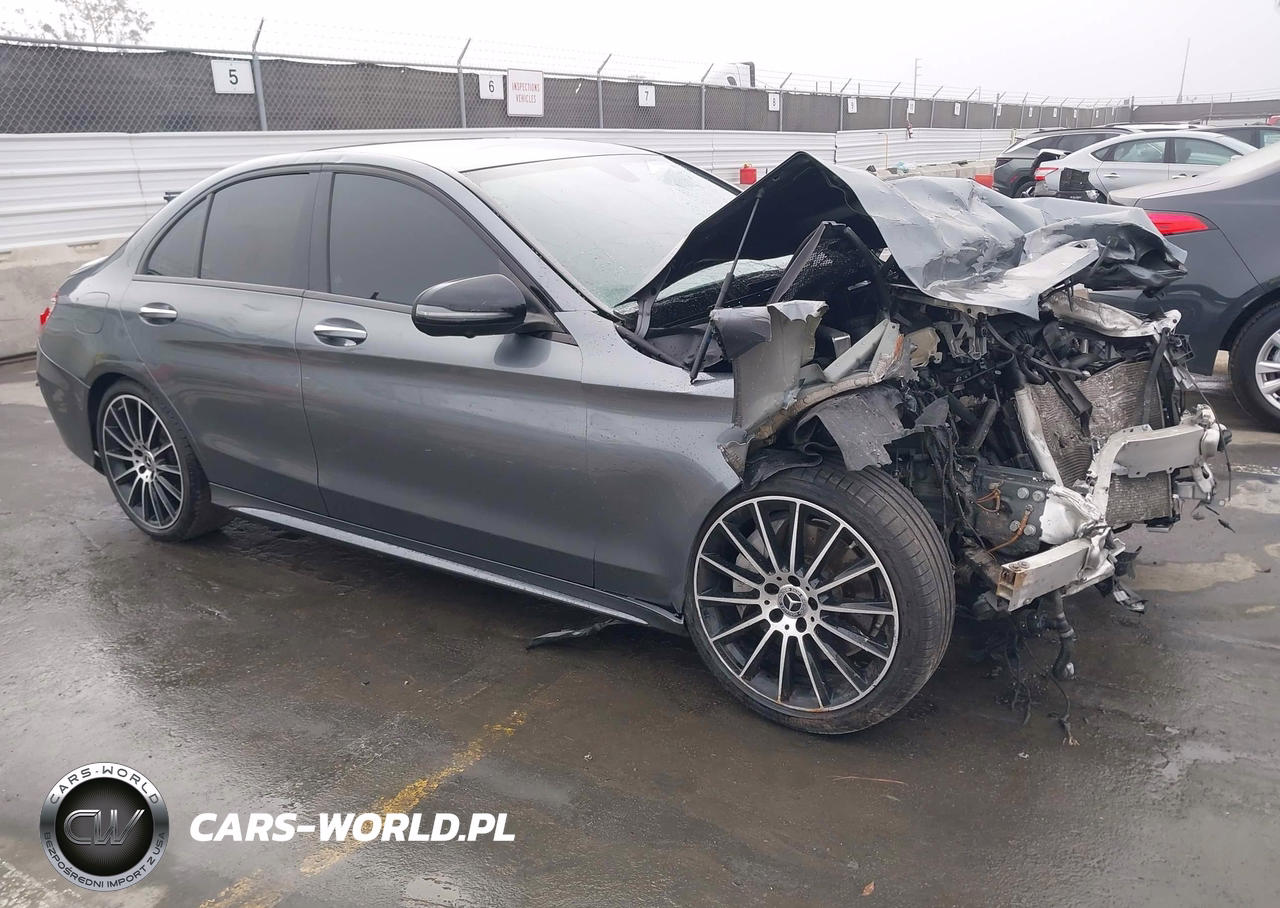 2020 Mercedes-Benz C 300