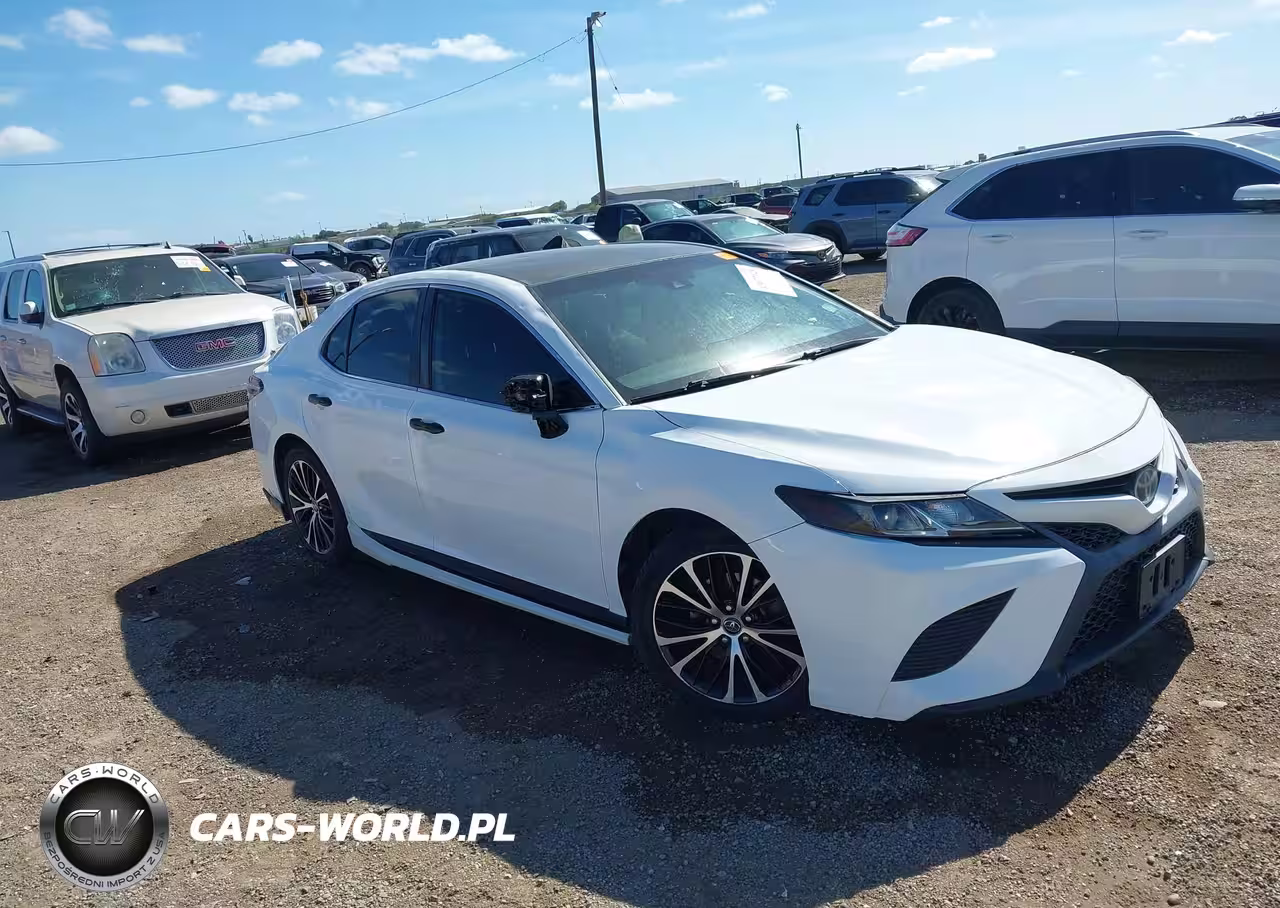 2020 Toyota Camry Se