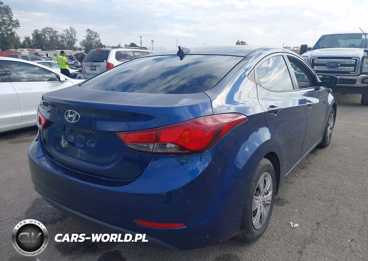 2016 Hyundai Elantra Se VIN:5NPDH4AE0GH694035 - 4