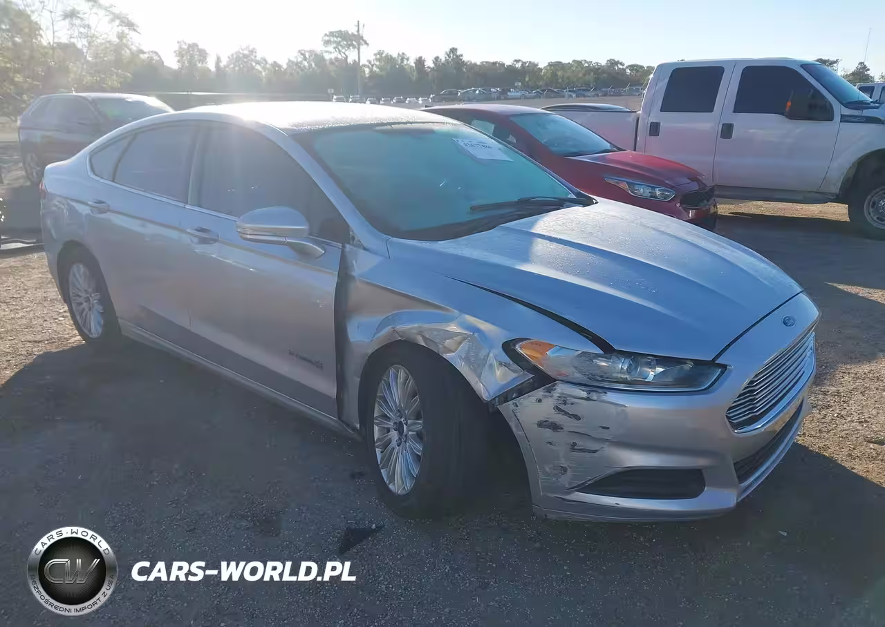 2015 Ford Fusion Hybrid Se