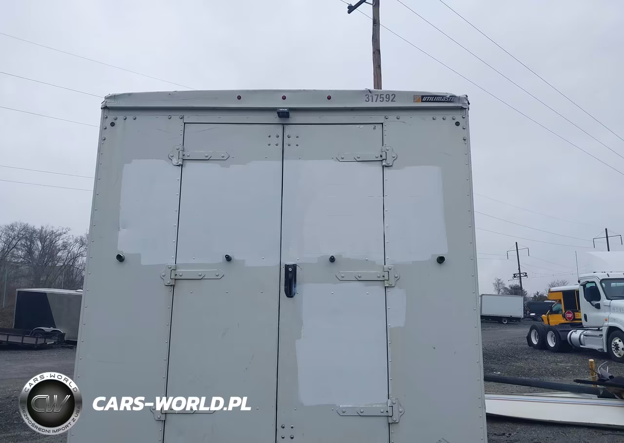 2014 Ford F-59 Commercial Stripped VIN:1F64F5KY6E0A15368 - 16