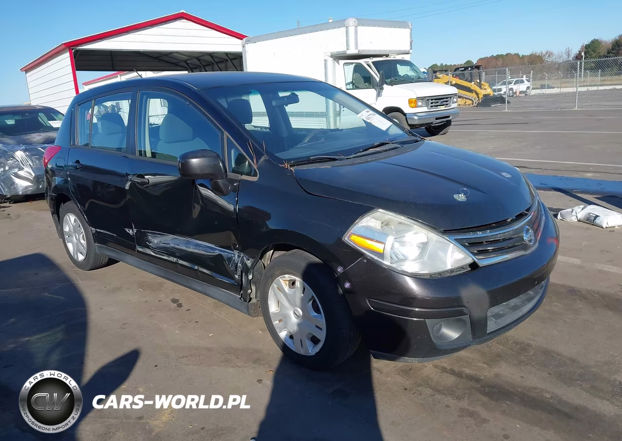 2012 Nissan Versa 1.8 S – zdjęcie 1 z 16