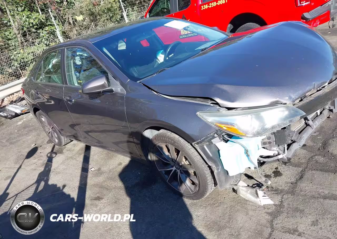 2015 Toyota Camry Xse